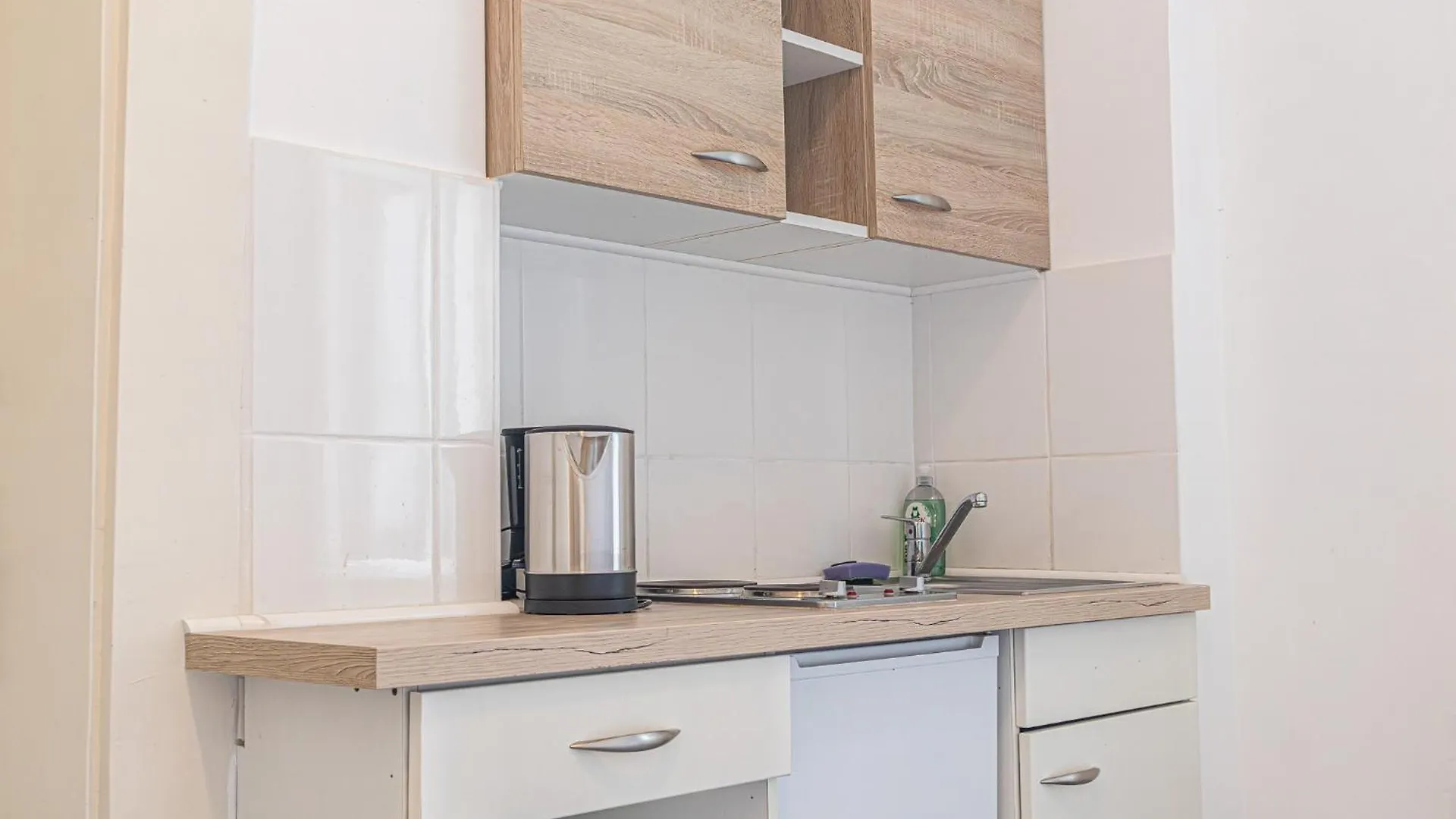 Brilliant 1Br Apt Comfortable Design/Near Schoenbrunn Vienna 0*,