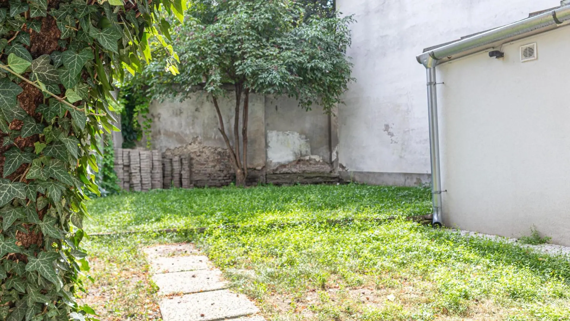 Brilliant 1Br Apt Comfortable Design/Near Schoenbrunn Vienna 0*,  Austria